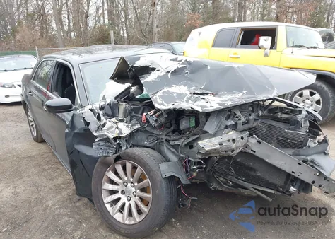 2012 Chrysler 300 z USA, uszkodzony, nr VIN 2C3CCAAG2CH107156